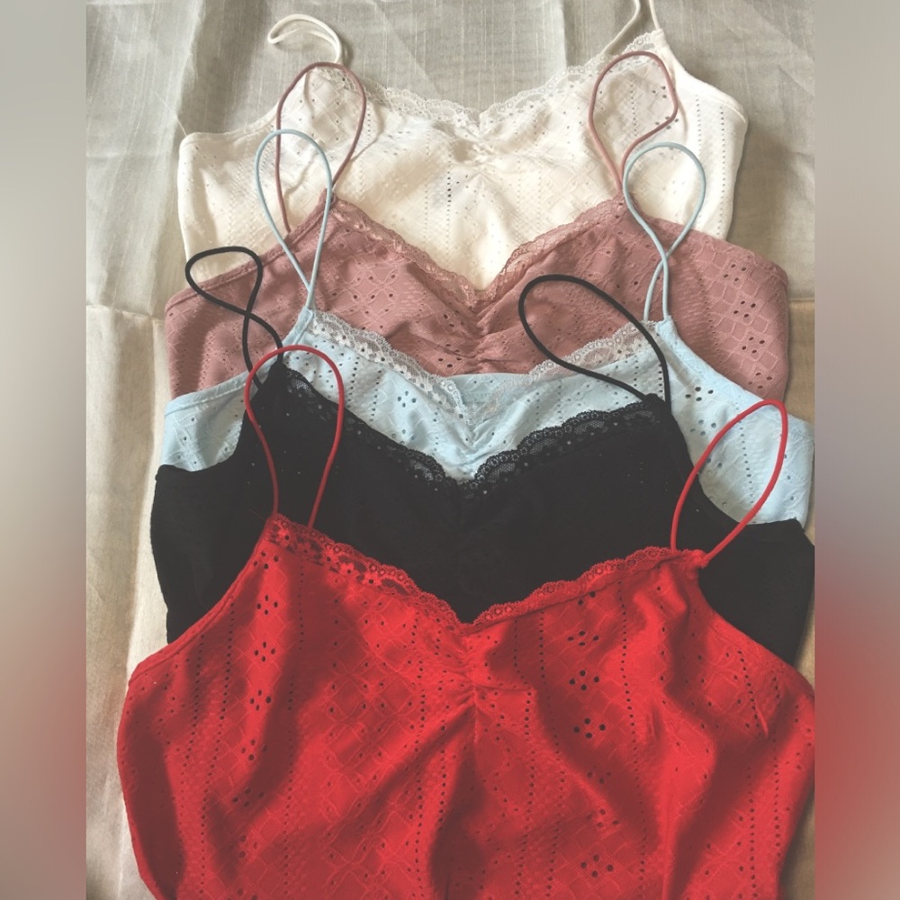 🌙✨Sexy lace cami tops - lot of 5 - eyelets & lace - 90s - Whimsigoth - witchy